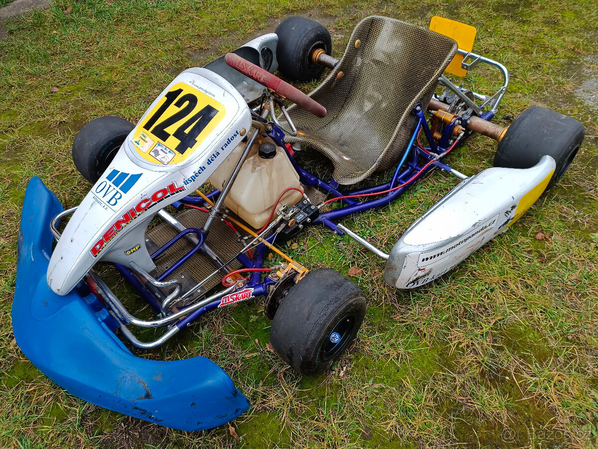 Motokára MS kart bez motoru s doklady Praga motor Honda kára