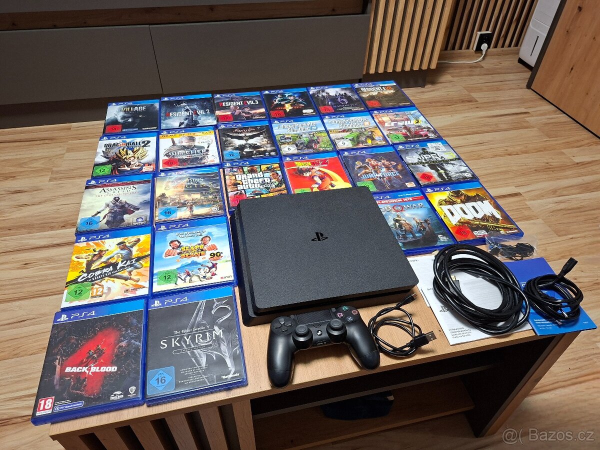 Prodám Playstation 4 slim 500gb + 24 her Top Stav