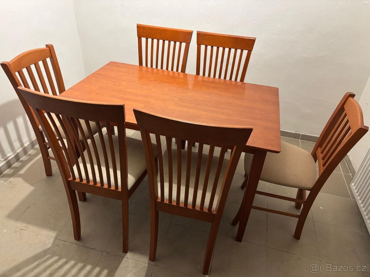 Jídelní stůl a 6x židle