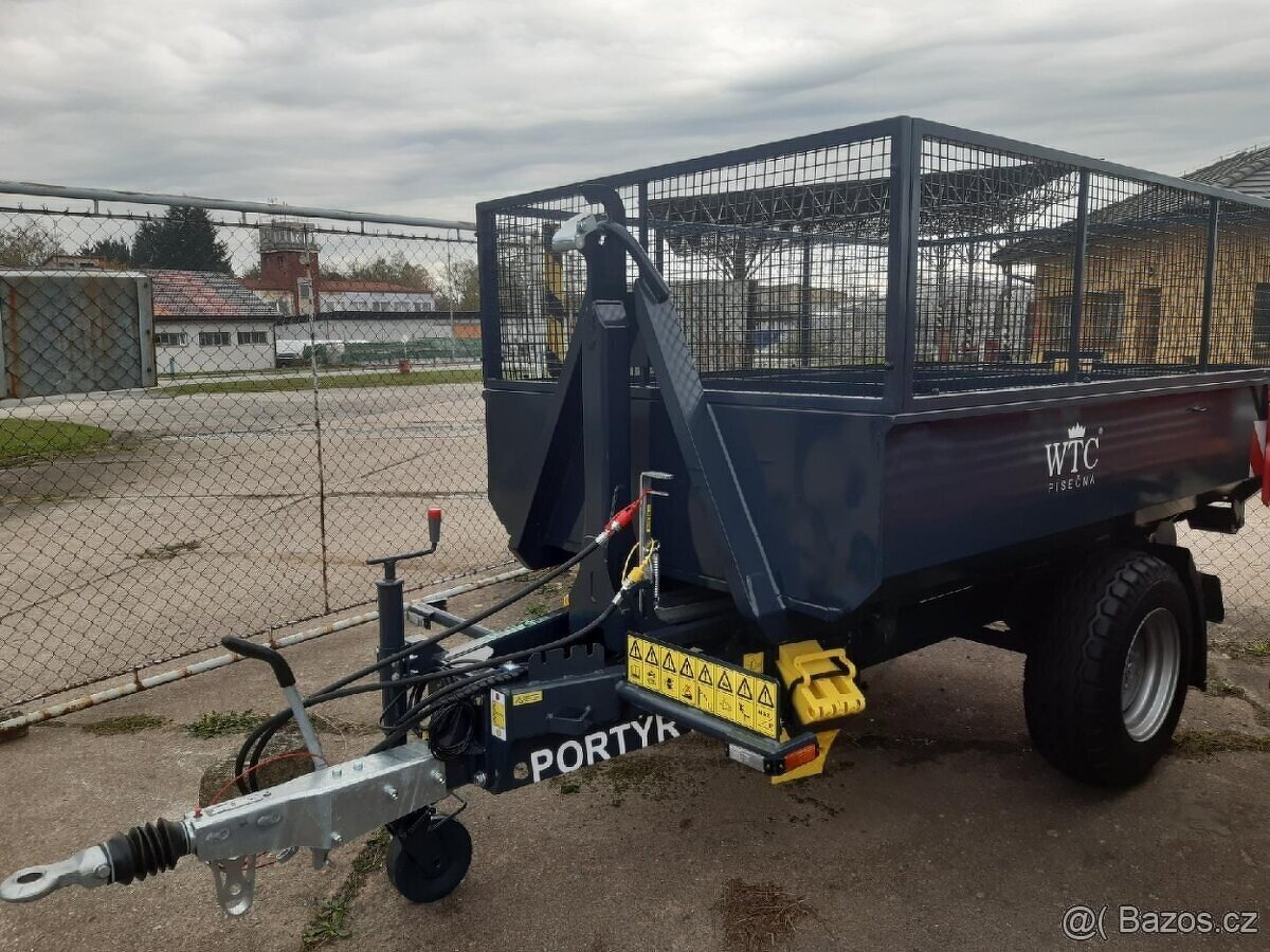Traktorový nosič kontejnerů Portýr 2.1 - ihned k odběru