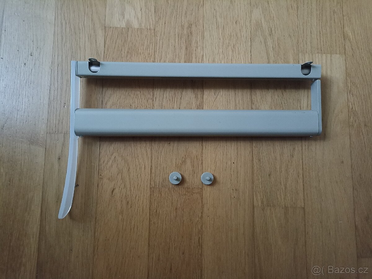 IKEA Výsuvný Věšák Pax Komplement na ramínka