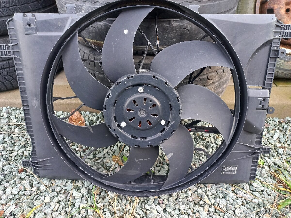 Mercedes W166,CLS,E,GLE,ventilator chladicu