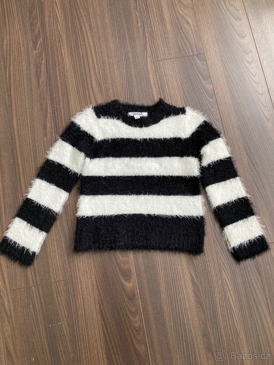 Svetr DKNY
