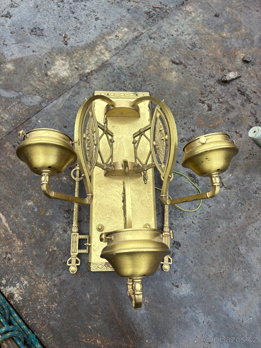 Starožitné nástěnné svítidlo