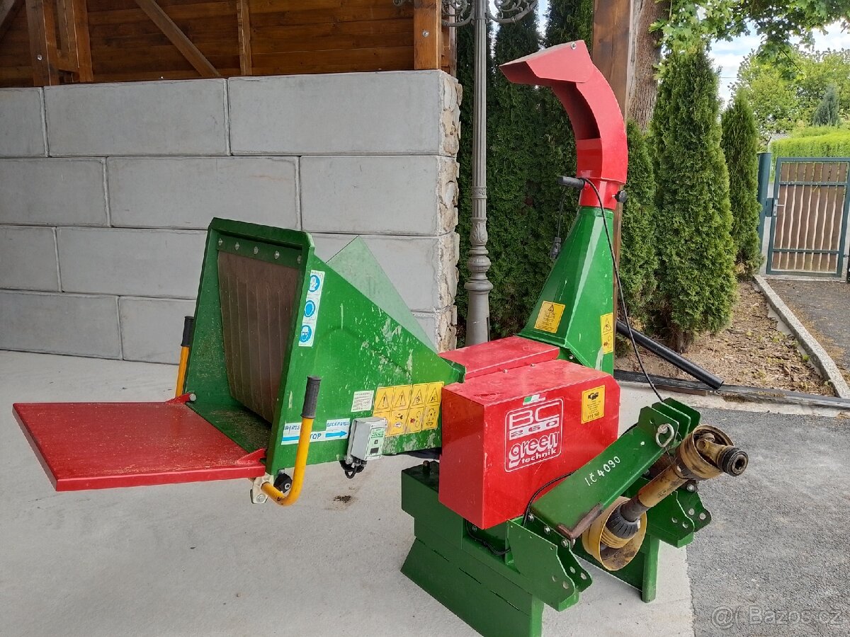 Štepkovač za traktor