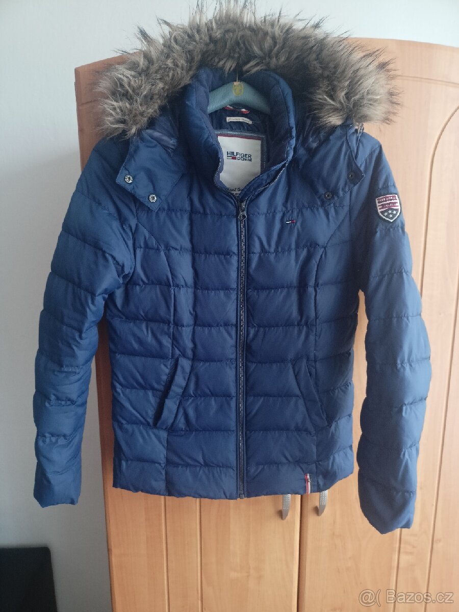 Krásná zimní péřová bunda Hilfiger Denim