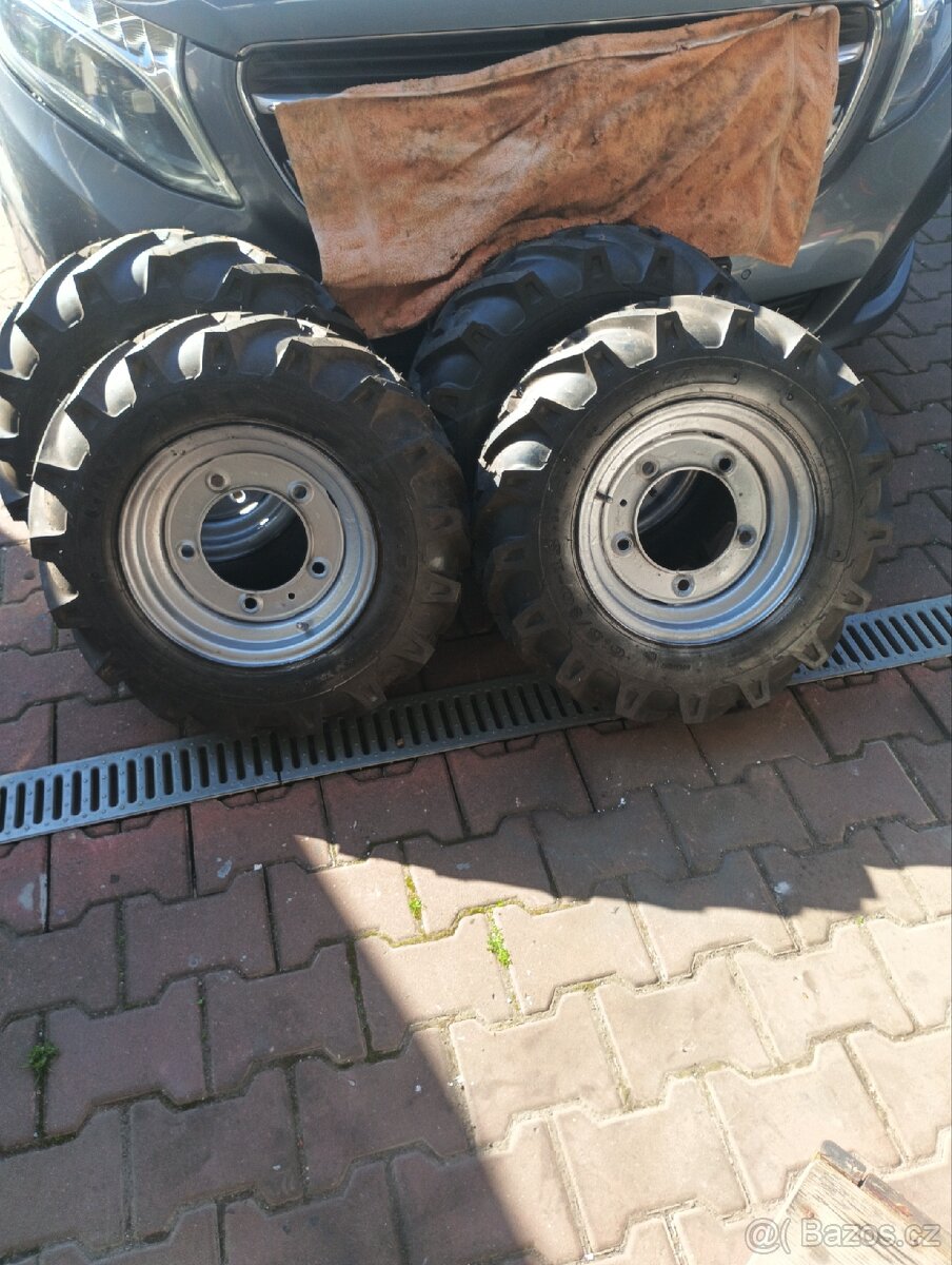 Šipova kola 165/80 13 tel 602 148 850