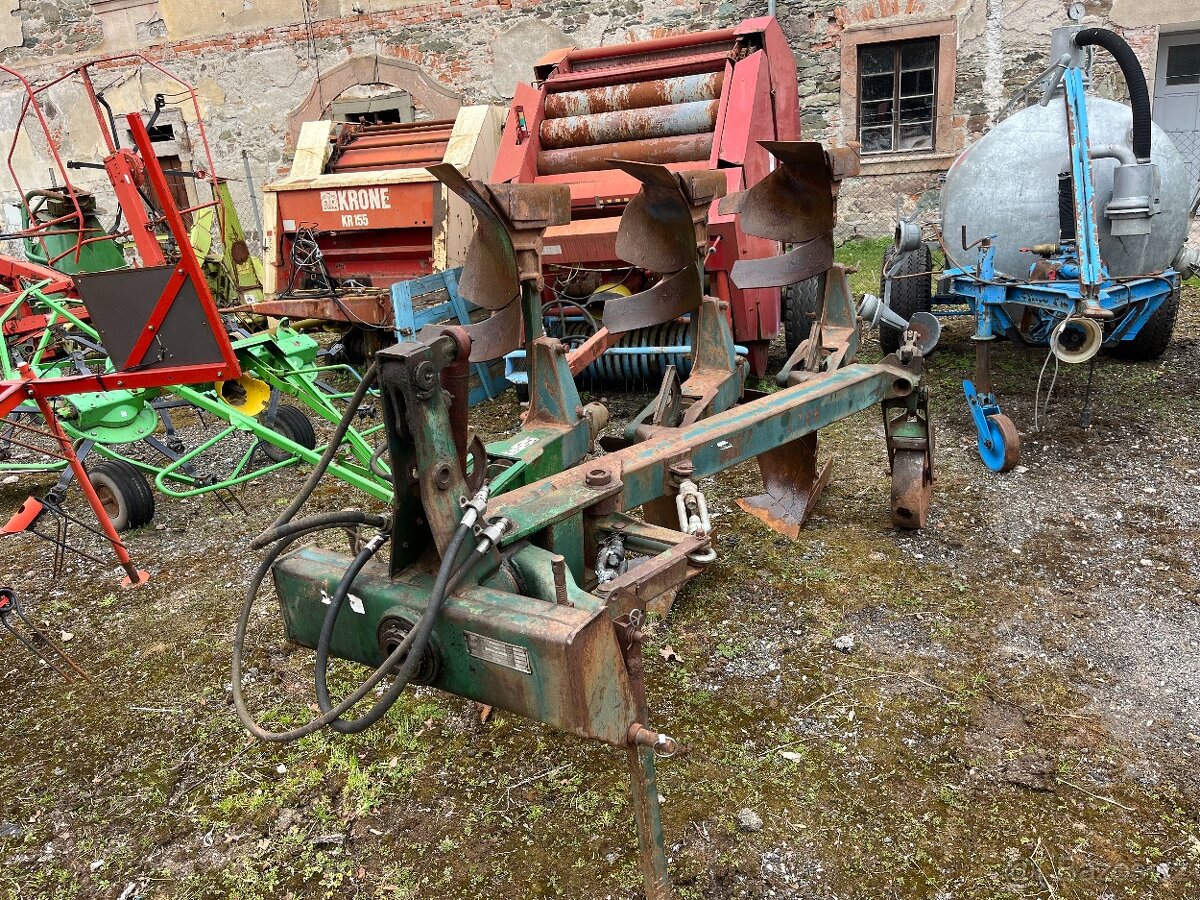 Roudnický otočný pluh PH1-441 – zachovalý stav
