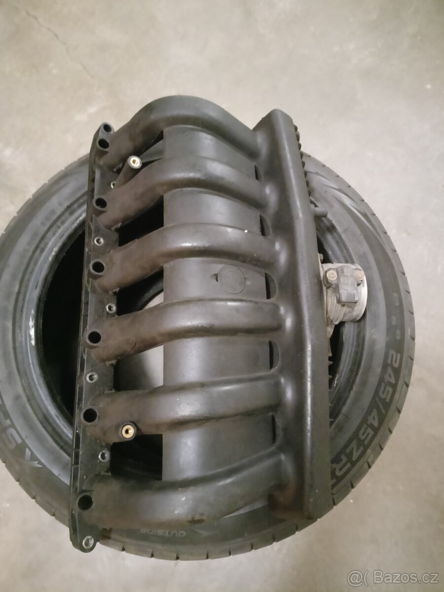 Sání + škrtící klapka M52B25