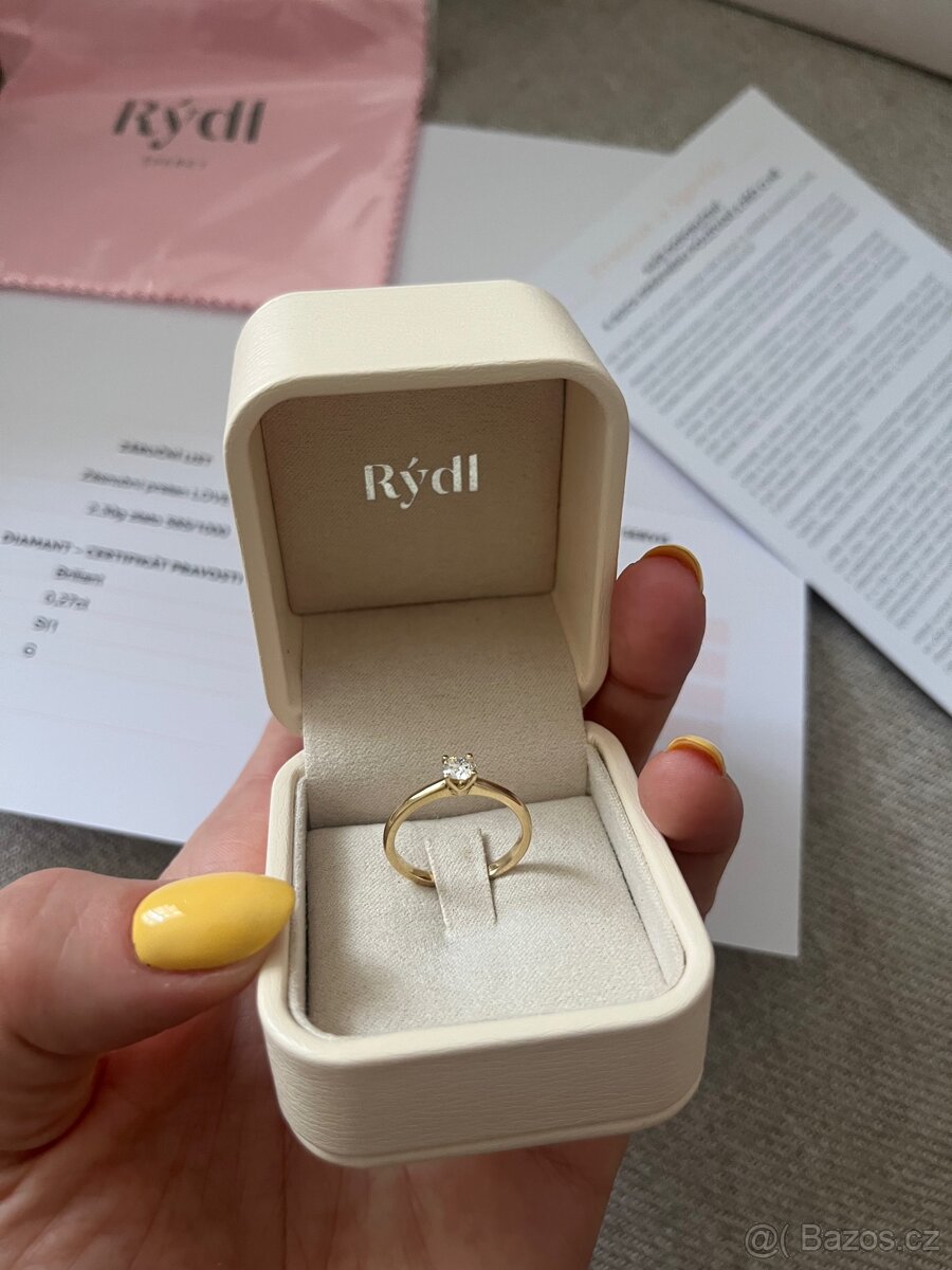 Snubni prsten Rýdl Love 100 briliant