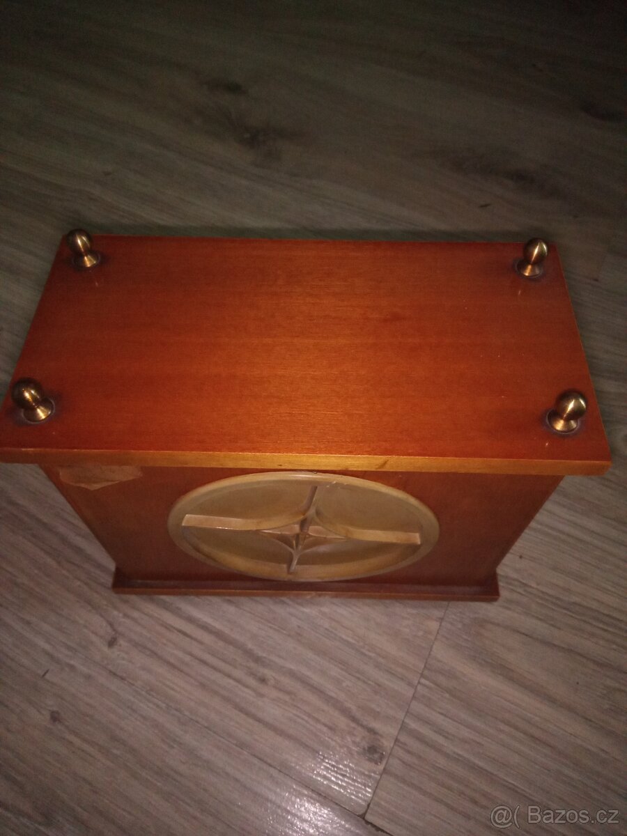 RETRO HODINY
