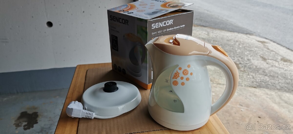 Rychlovarná konvice Sencor