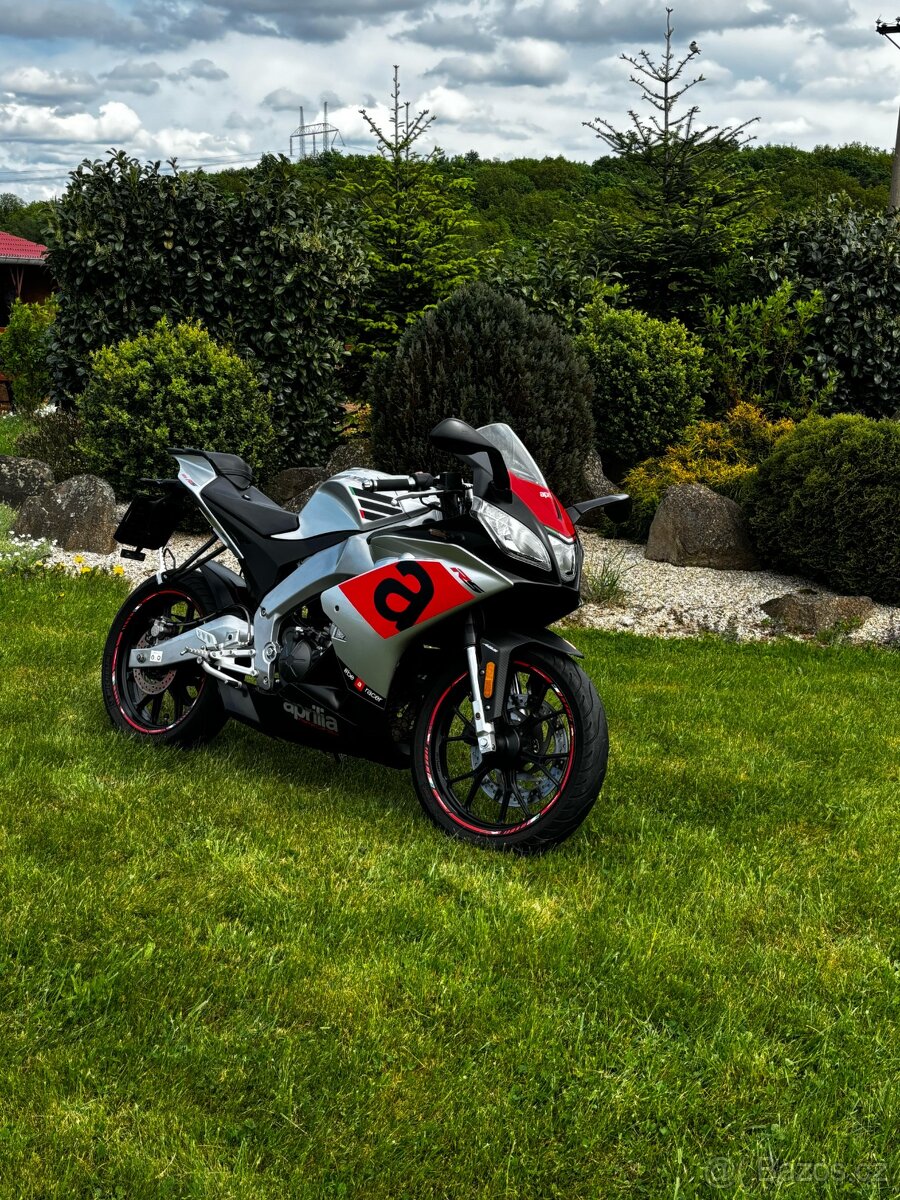 Aprilia rs 125 4T