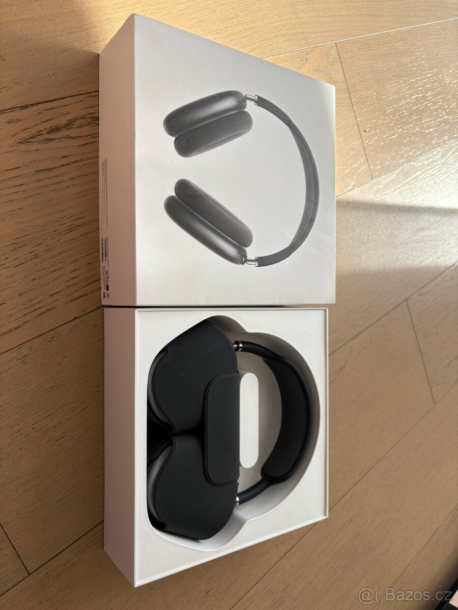 Zánovn Apple Airpods Max Lighting - kompletní balení
