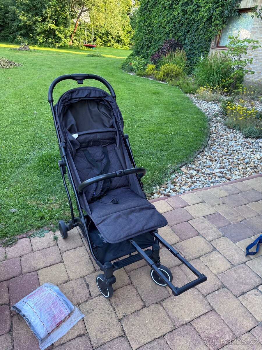 Kočárek Chicco Trolley me