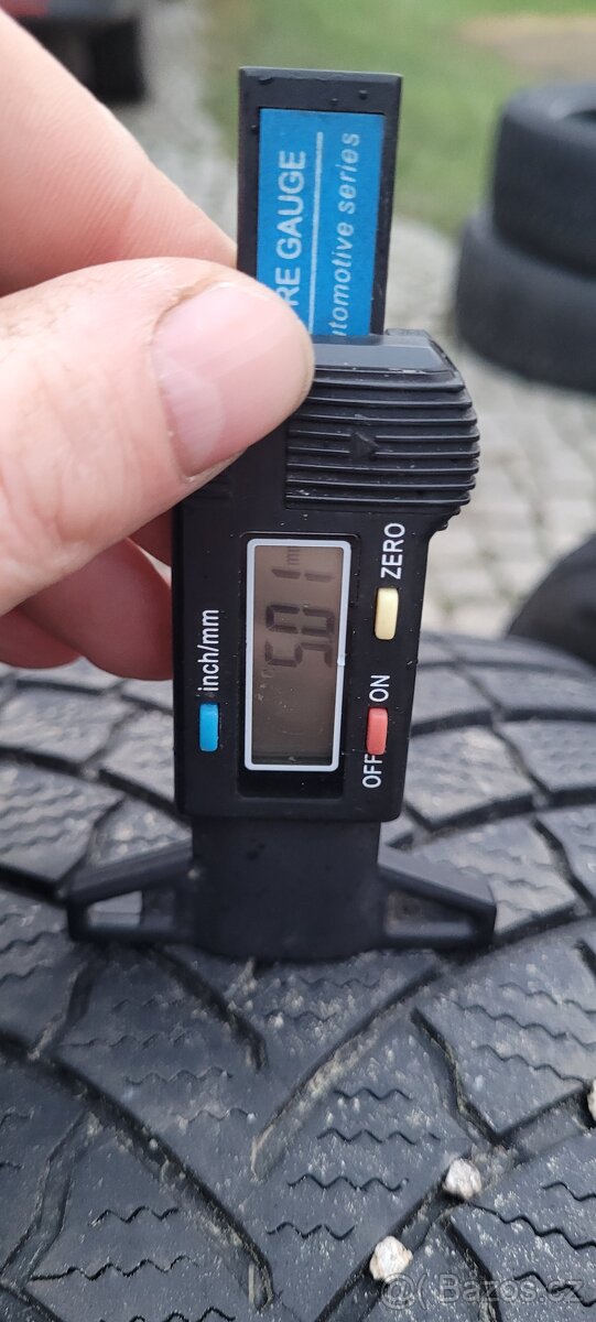 Zimní pneu 205/55/16 Bridgestone