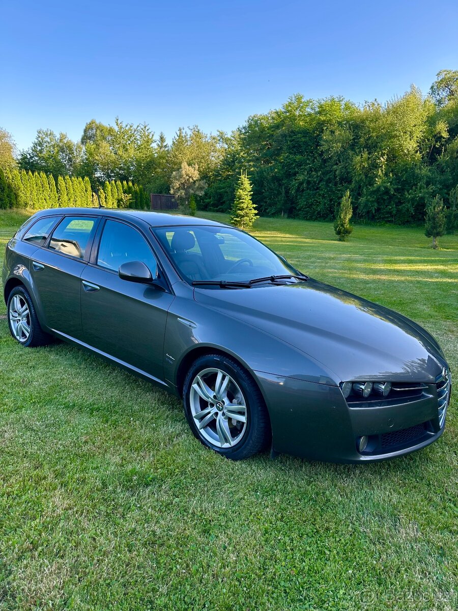 Alfa Romeo 159 1.9 JTDm Ti – r.v. 2010