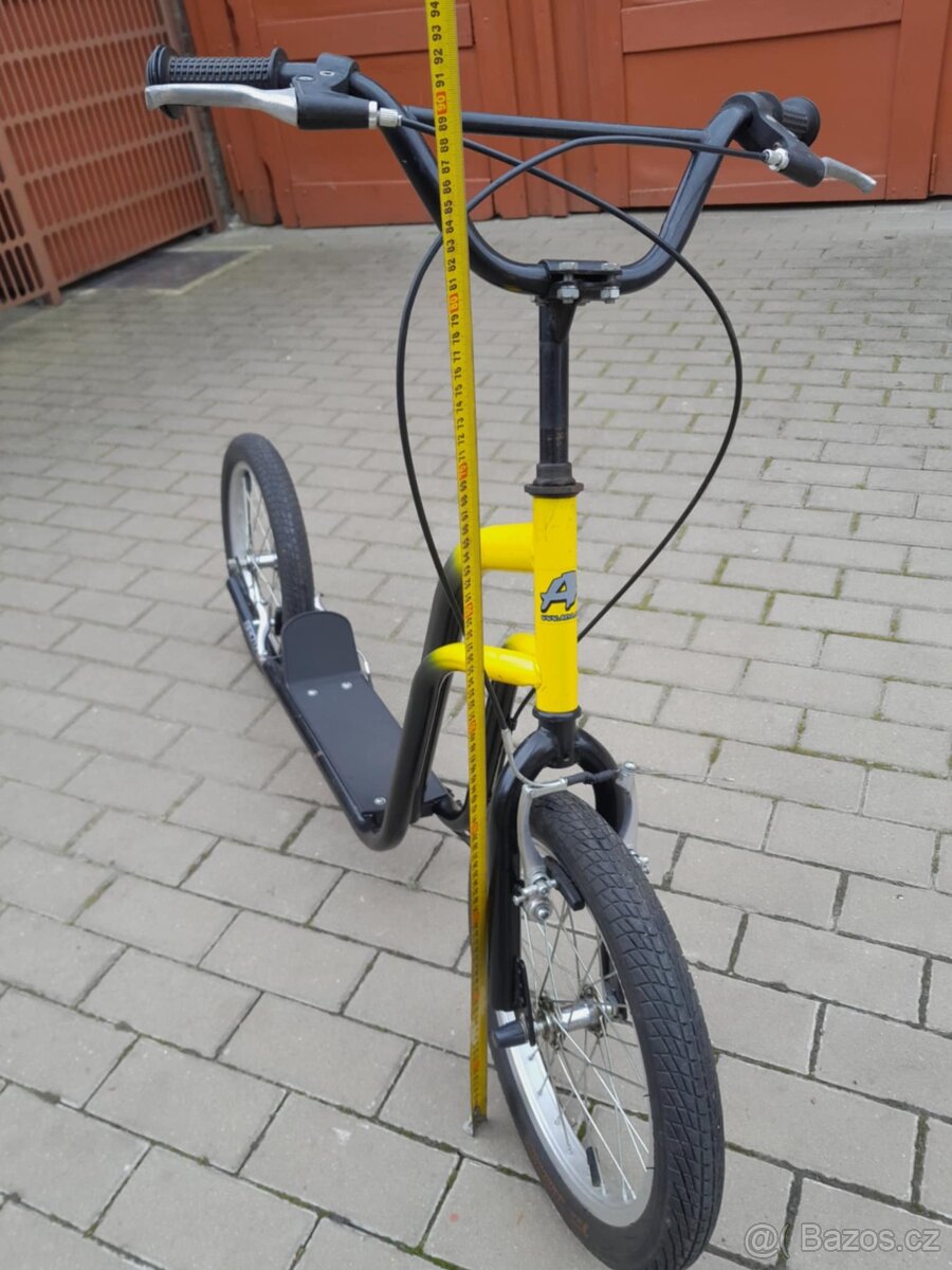 Koloběžka a dívčí kolo 24"