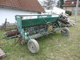 Koupím secí stroj privat drill