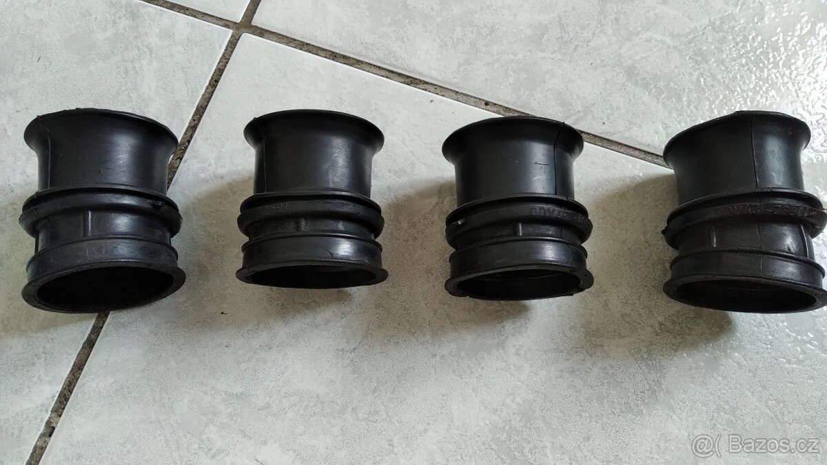 Suzuki GSX-R 750 (1985-87) - příruby