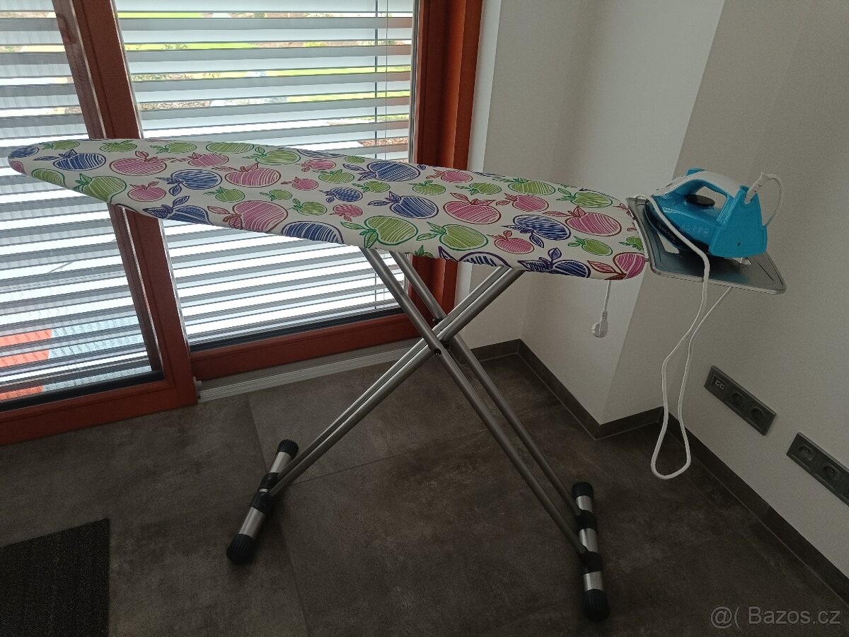 VELKÉ žehlící prkno