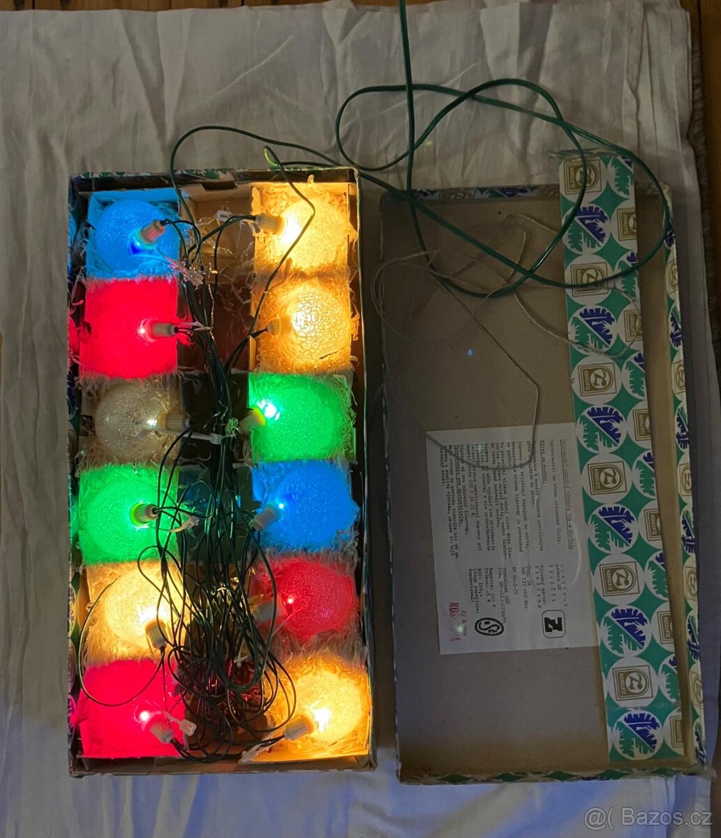 Vánoční světýlka - retro koule