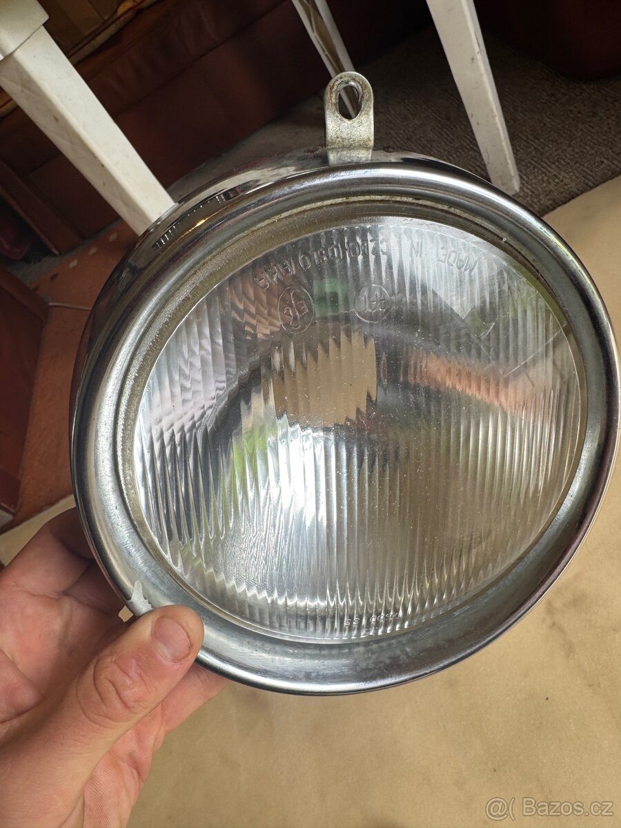 Přední světlo jawa