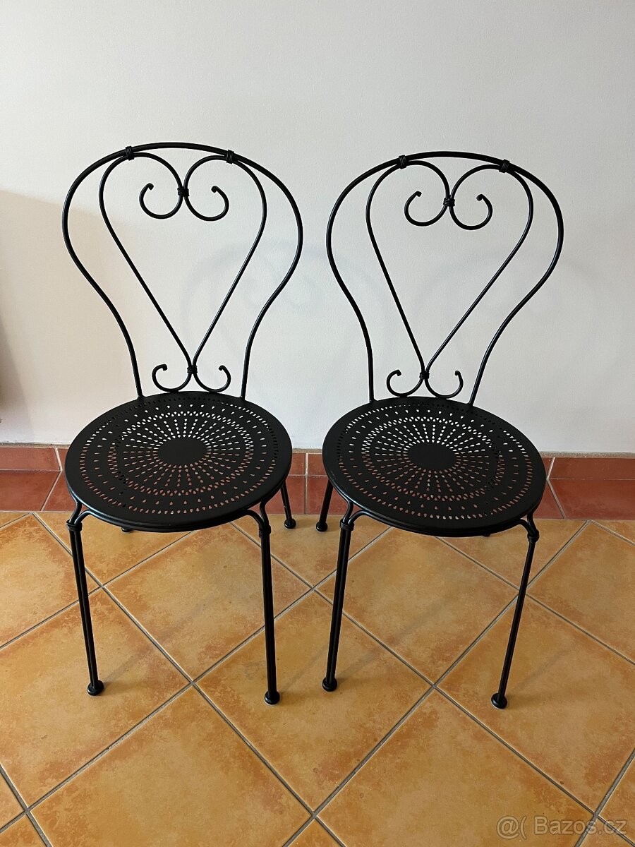 Kovové židle