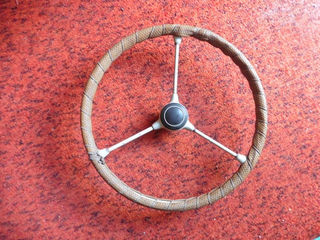 Volant VW Brouk nebo Porsche