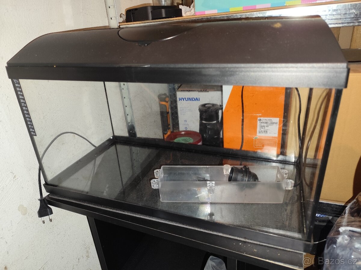 Akvárium 54l 60x30x30 cm