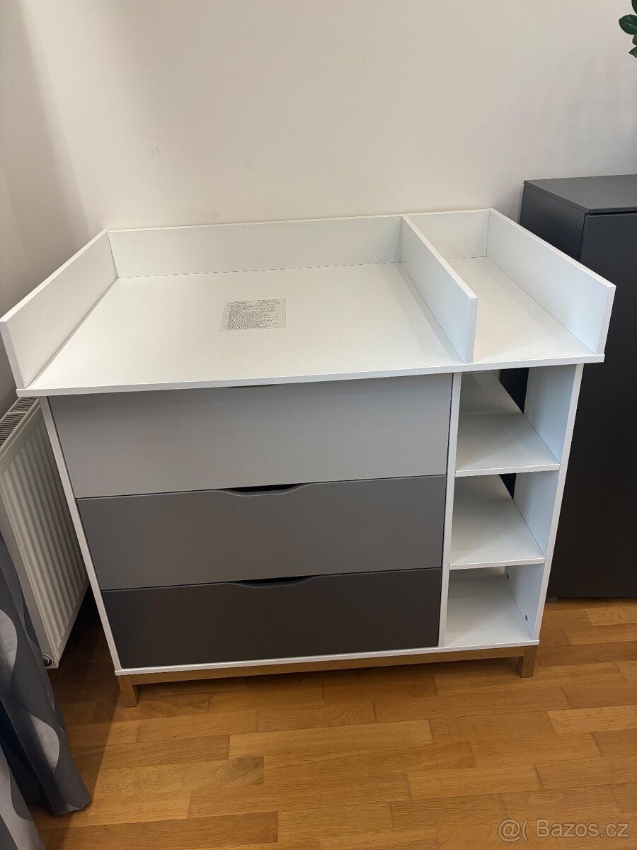 Komoda s prebalovacim pultem Tchibo