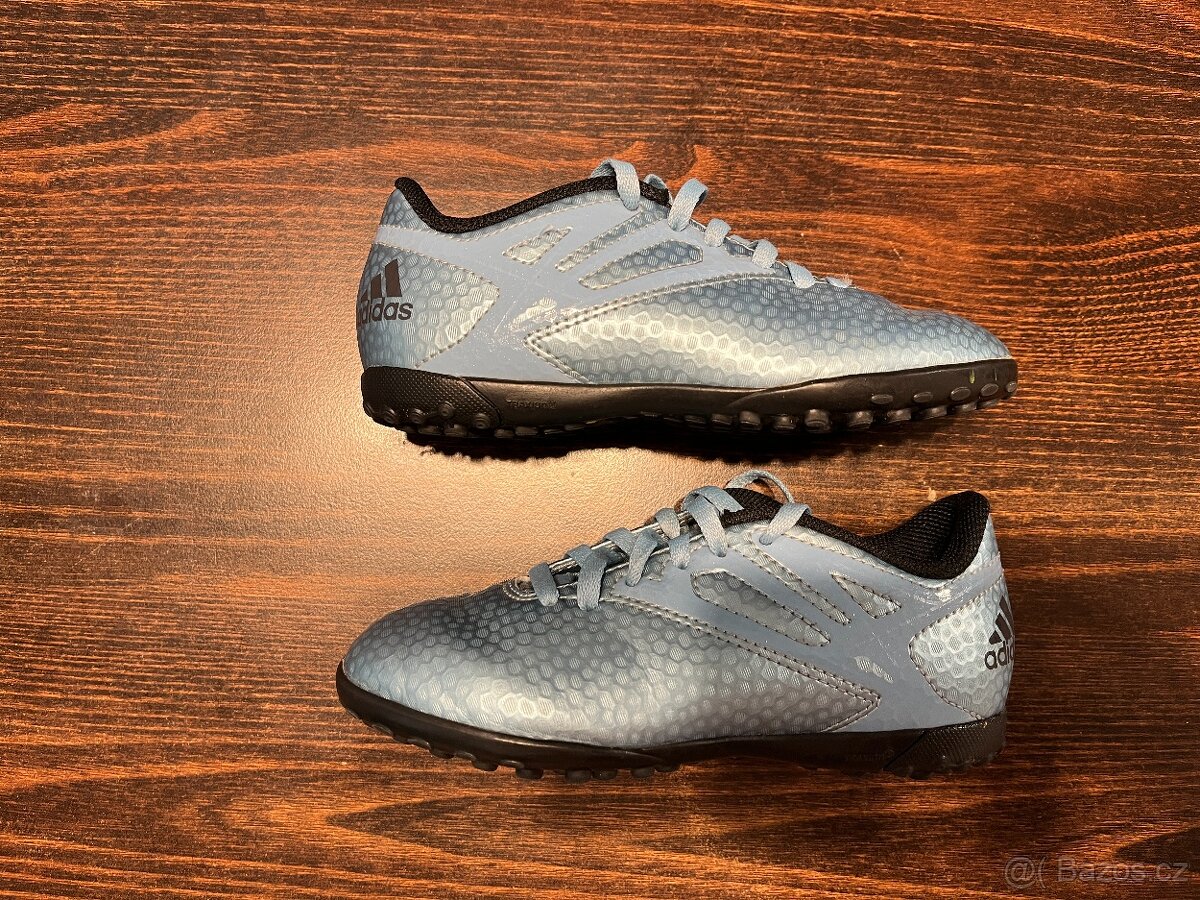 Dětské turfové kopačky Adidas EU 27,5