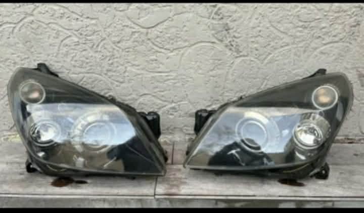 Přední a zadní světla Opel