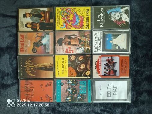 MC Kazety retro kousky