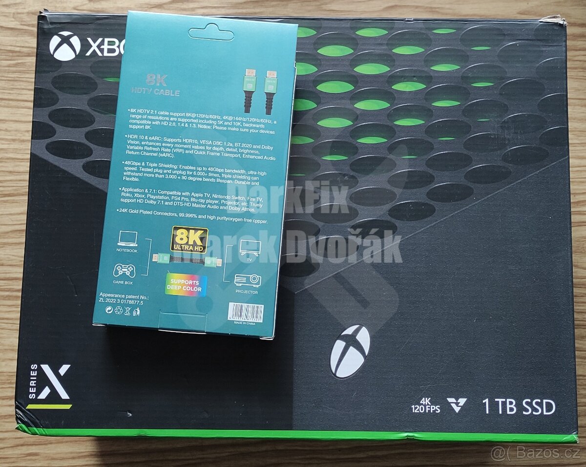 Xbox Series X 1 TB, ovladač, příslušenství
