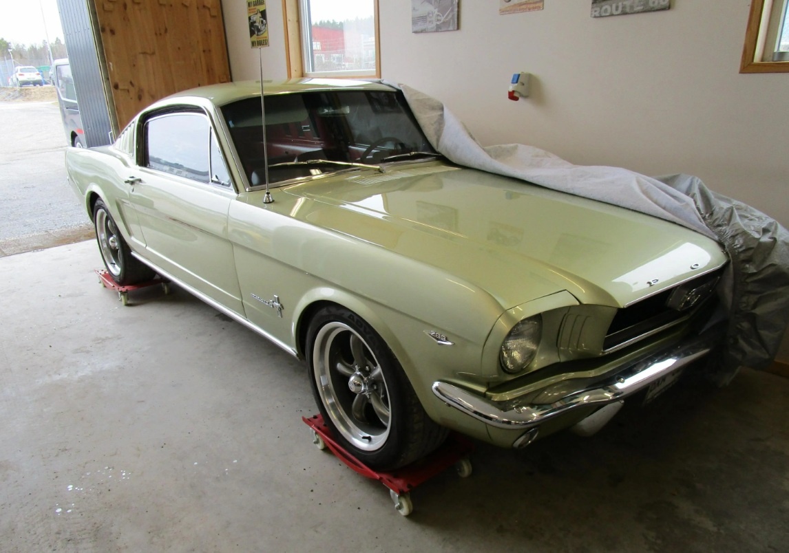 Ford Mustang Fastback