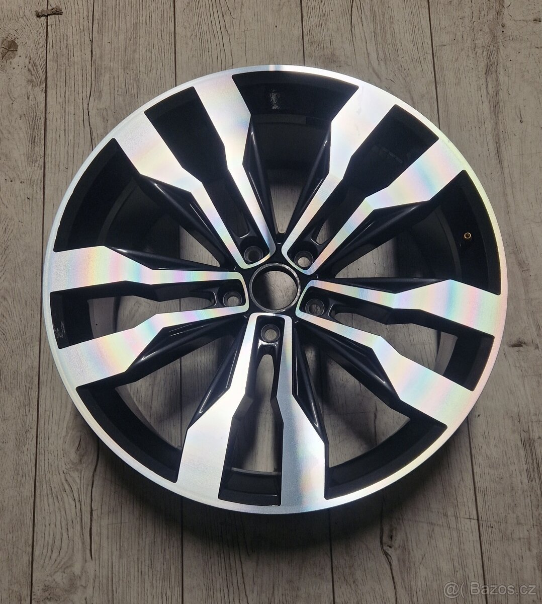 VW TIGUAN II 5NA 8.5JX20 ET38 5X112 5NA601025G 20"
