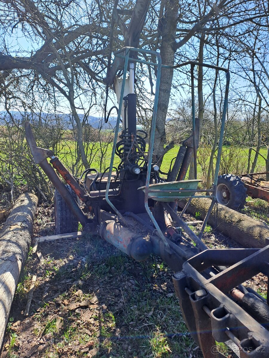 Nakladač unhz500
