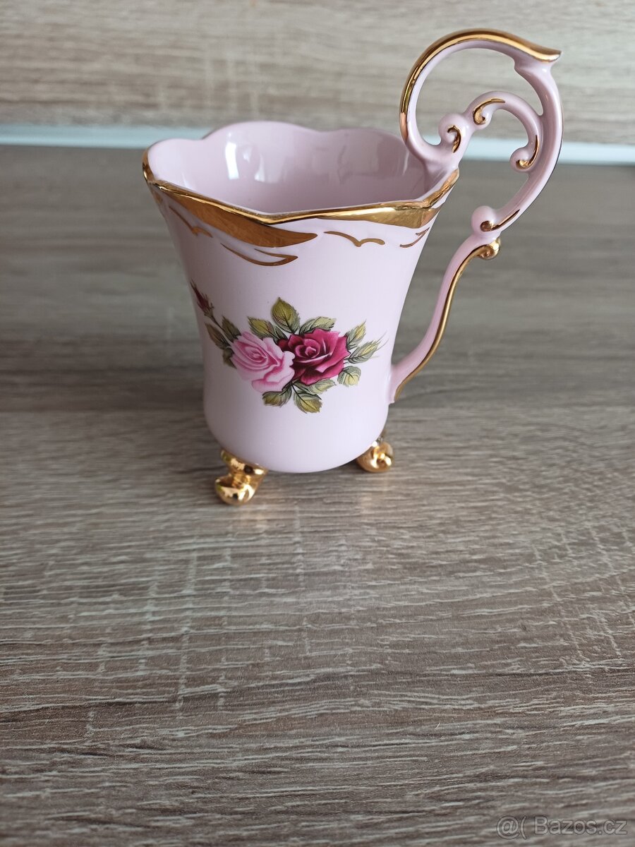 Hadí šálek porcelain manufacture Czech republic AMFORA