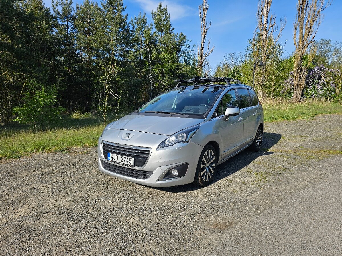 Peugeot 5008 2.0 Hdi ALLURE, 120Kw, 2014, Automat, navigace.