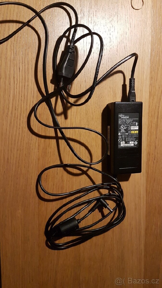 Nabíječka Fujitsu Siemens