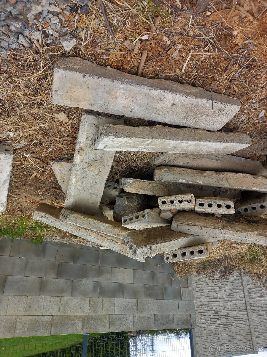 Prodám betonové stropní panely