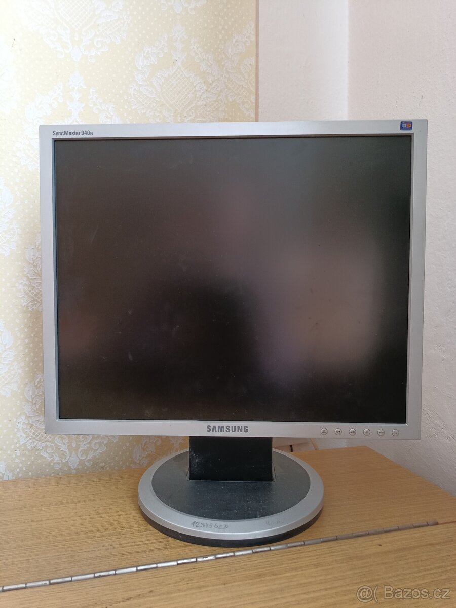 LCD Monitor