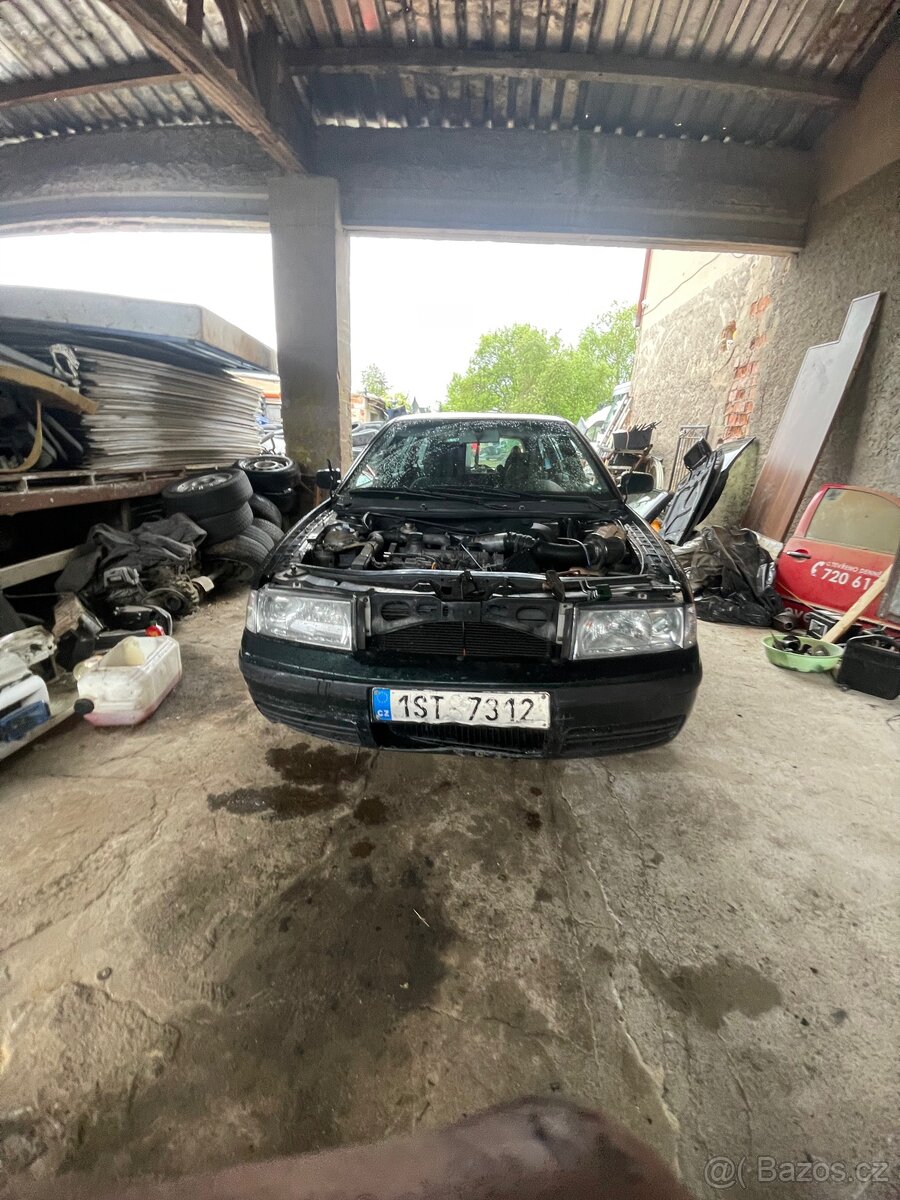 Škoda octavia 1