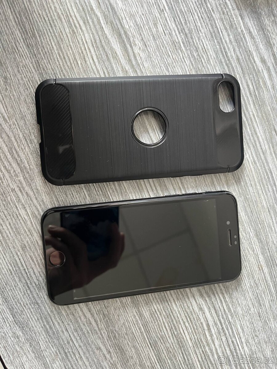 iPhone se 2020