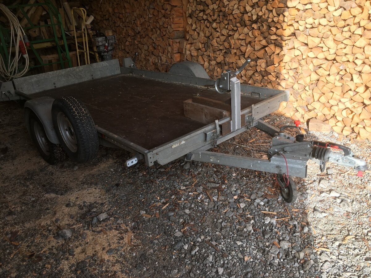 Přívěsný vozík 162x302 na čtyřkolku a zahradní techniku