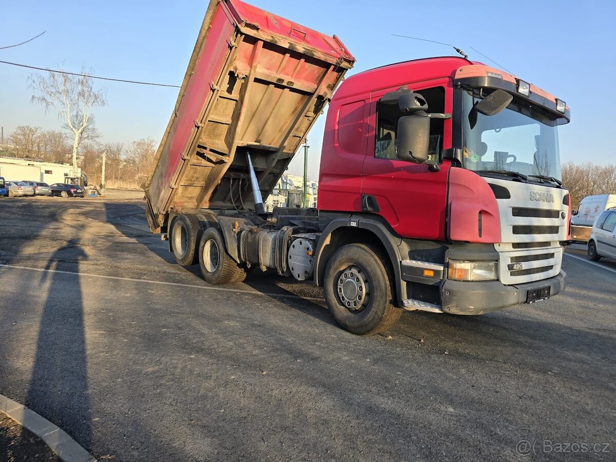 TŘÍSTRANNÝ SKLÁPĚČ SCANIA R 420 r.2009, EURO 5, ZVEDAČKA,