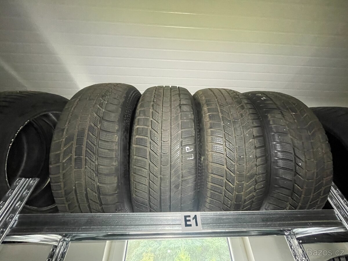 Zimní pneu Continental - 215/55 R18 99V XL