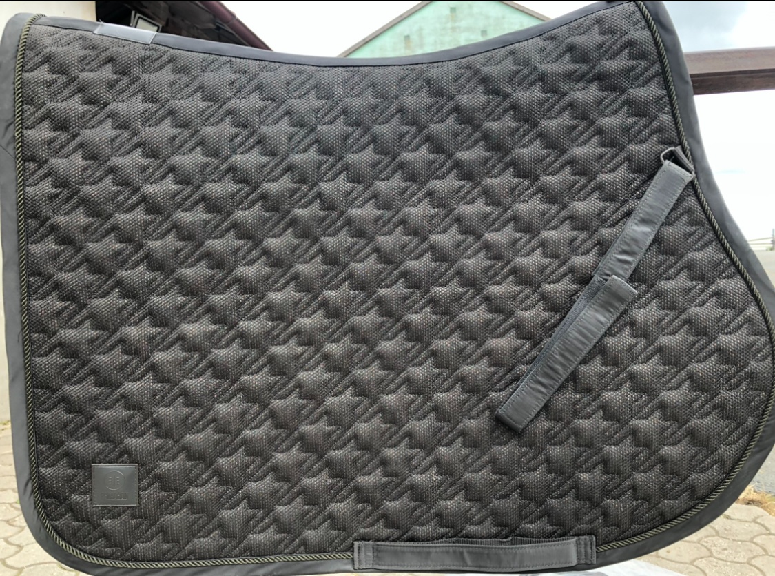 Eskadron Essence Glitter Mesh