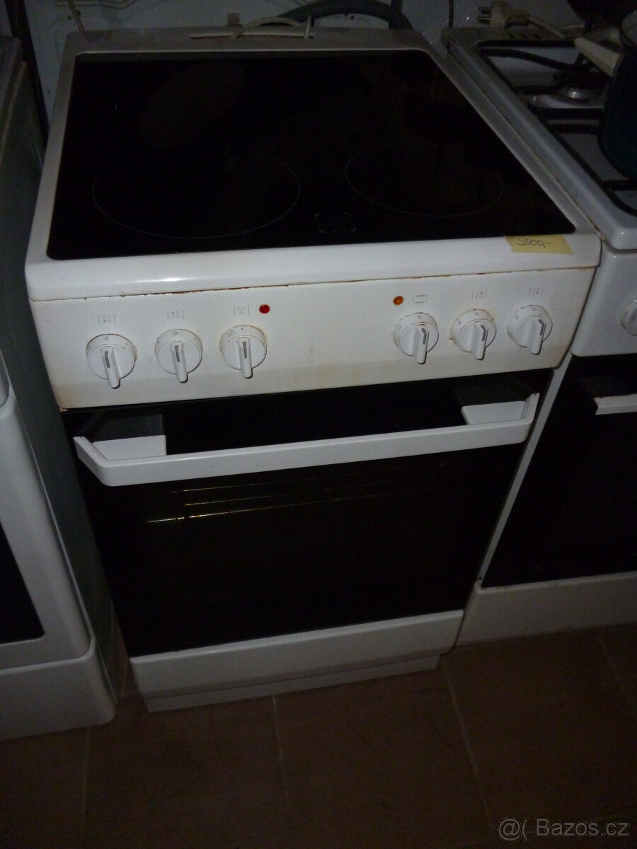 elektrický sporák amica na 230v, sklokeramika